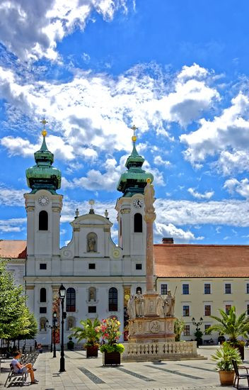 A hazai díszvendég: Győr és Pannonhalma A hazai díszvendég: Győr és Pannonhalma