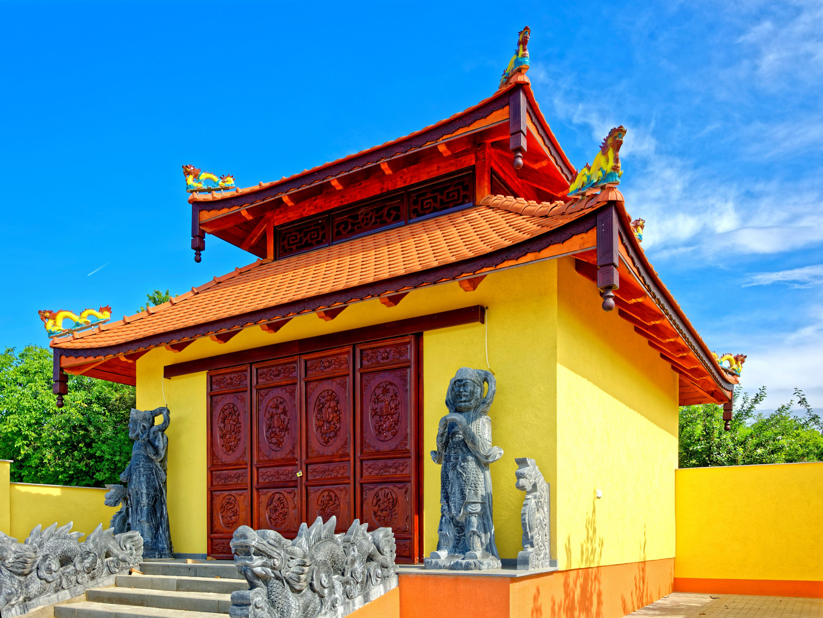 Vietnámi buddhista szentély avattás - Simontornyán