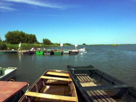 Növekvő vendégforgalmat remélnek idén a Tisza-tónál Növekvő vendégforgalmat remélnek idén a Tisza-tónál