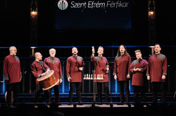 Egy hónap múlva Ortodox Karácsonyi Koncert három városban