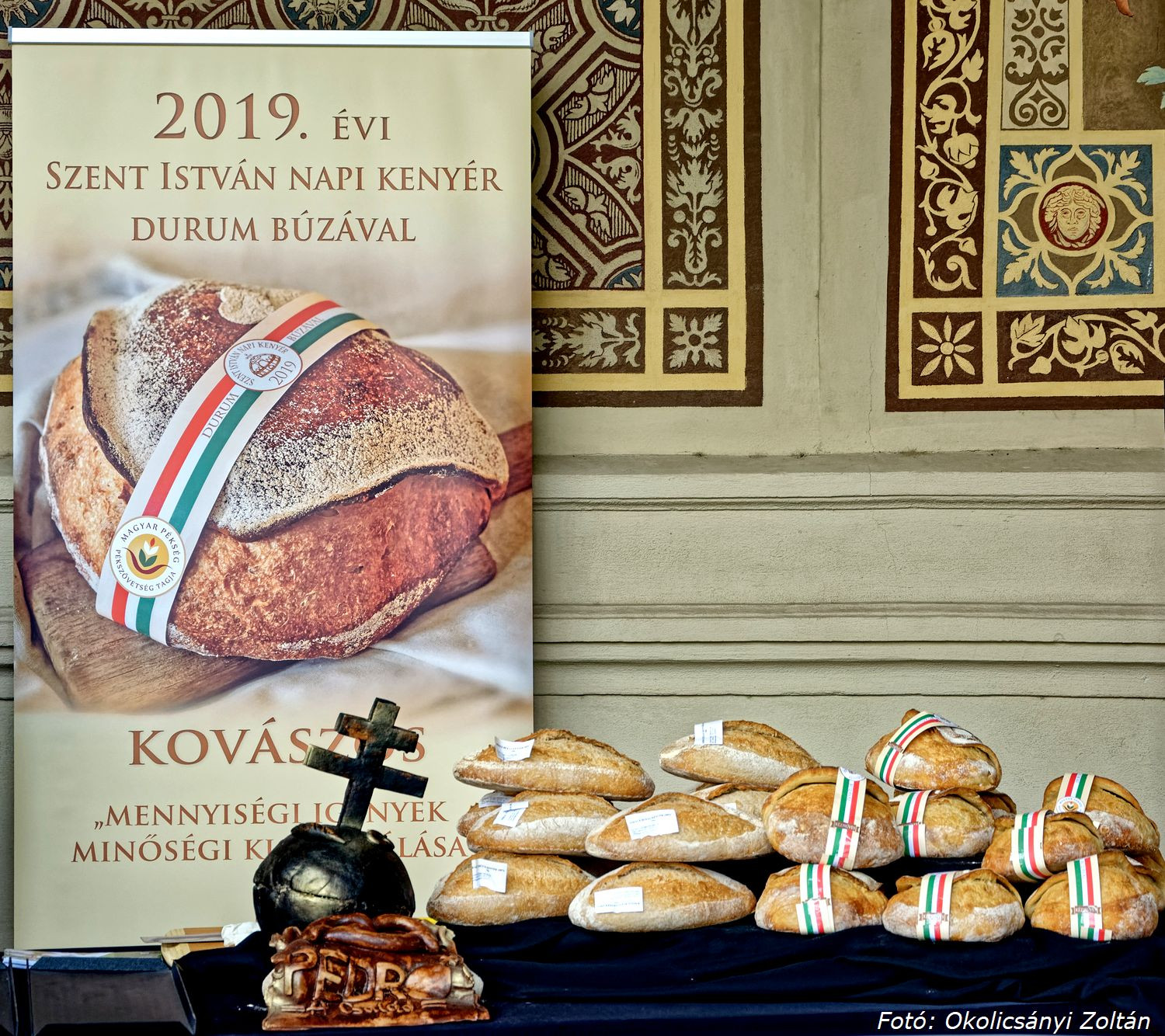 A Magyar Ízek Utcáján a két ország torta és a legjobb kenyér A Magyar Ízek Utcáján a két ország torta és a legjobb kenyér