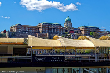 A megújult Spoon hajóról gyönyörű a panoráma