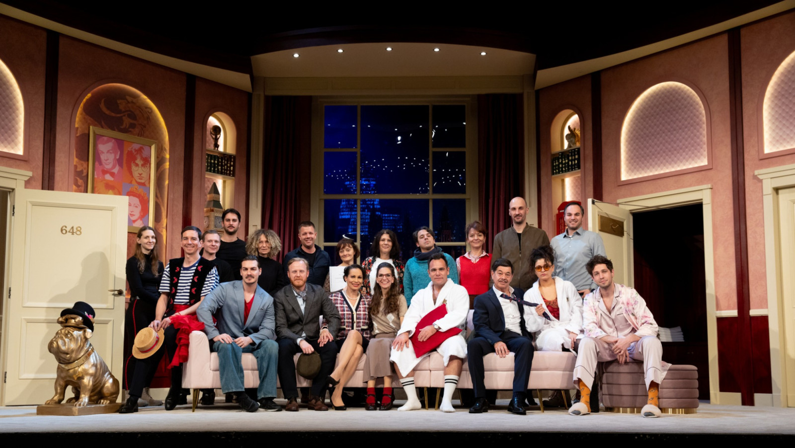 Az államtitkár asszony félrelép ősbemutatója a József Attila Színházban